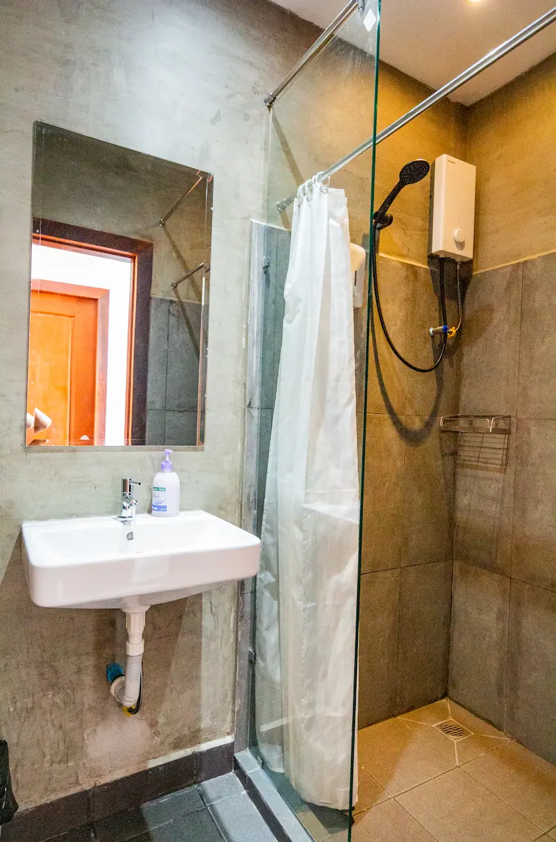 Quadruple Room - Image 4