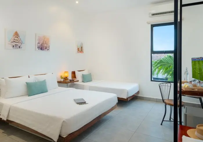 Deluxe Room - Image 1