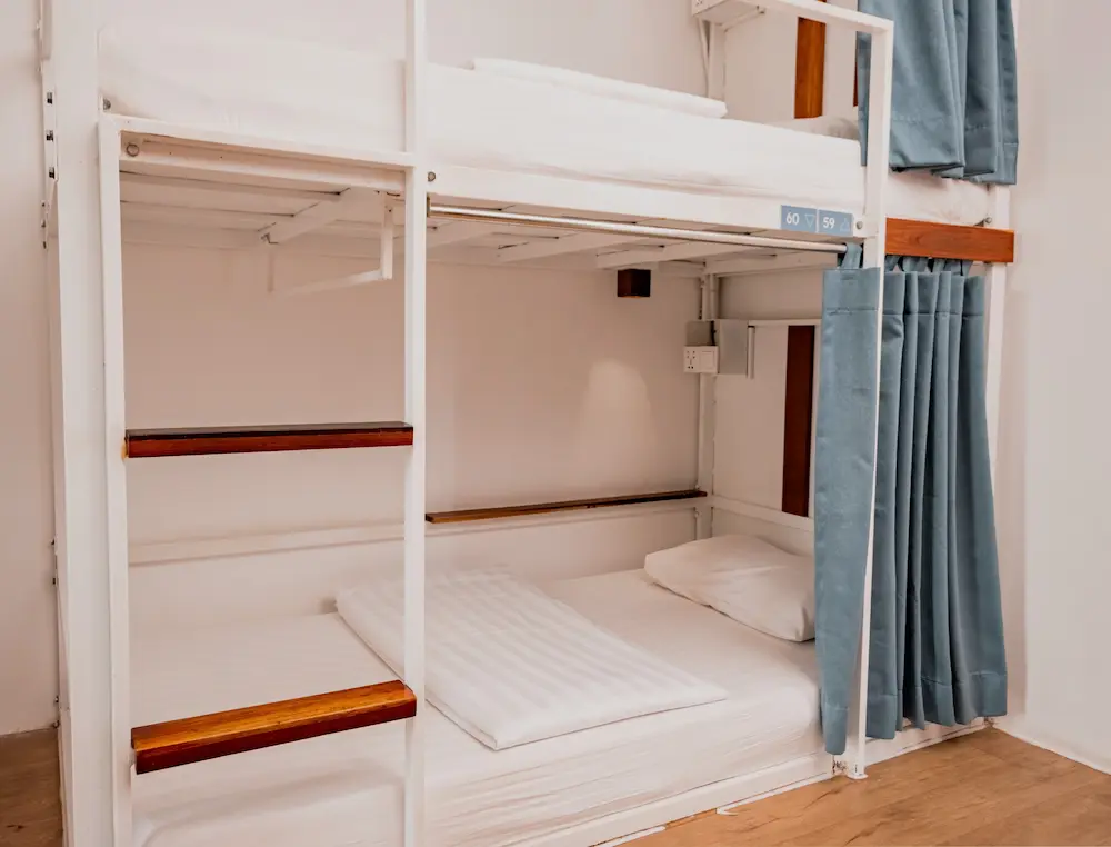 6 Bed Dormitory Room - Image 2