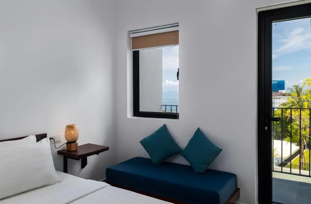 Double Room With Balcony - Image 3