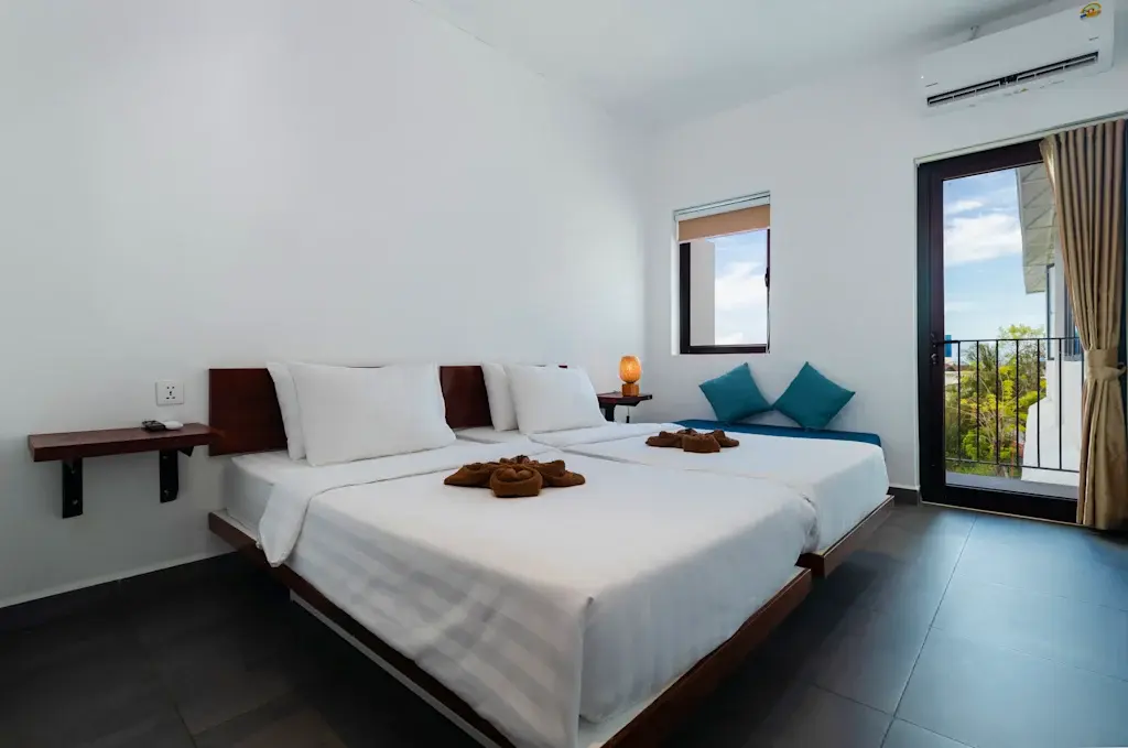 Twin Room With Balcony - Image 1