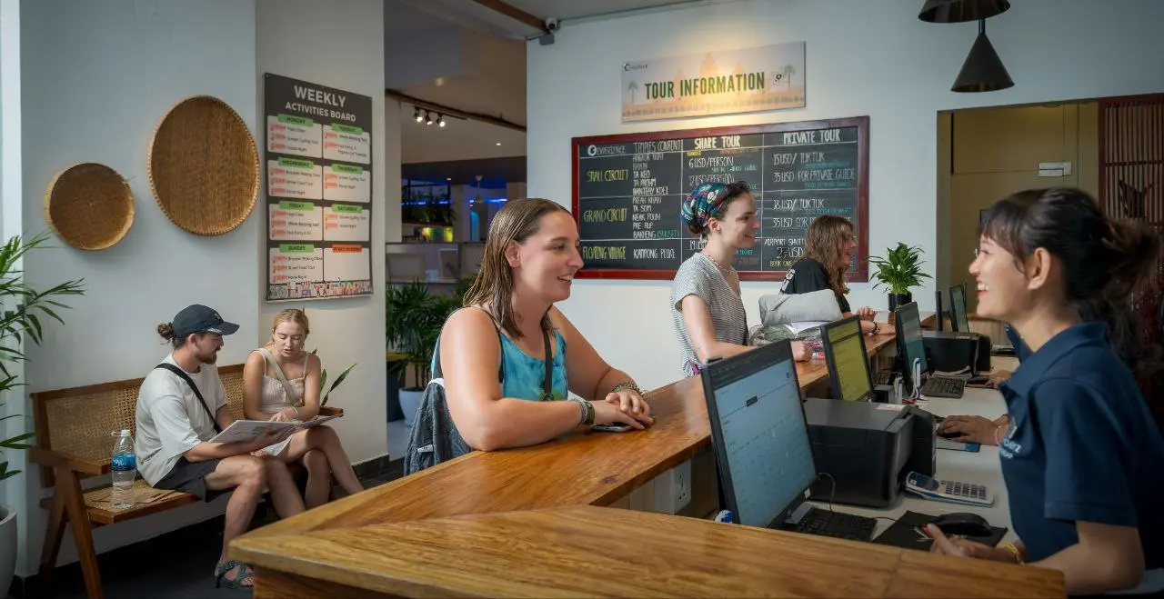 Onederz common area with guests socializing